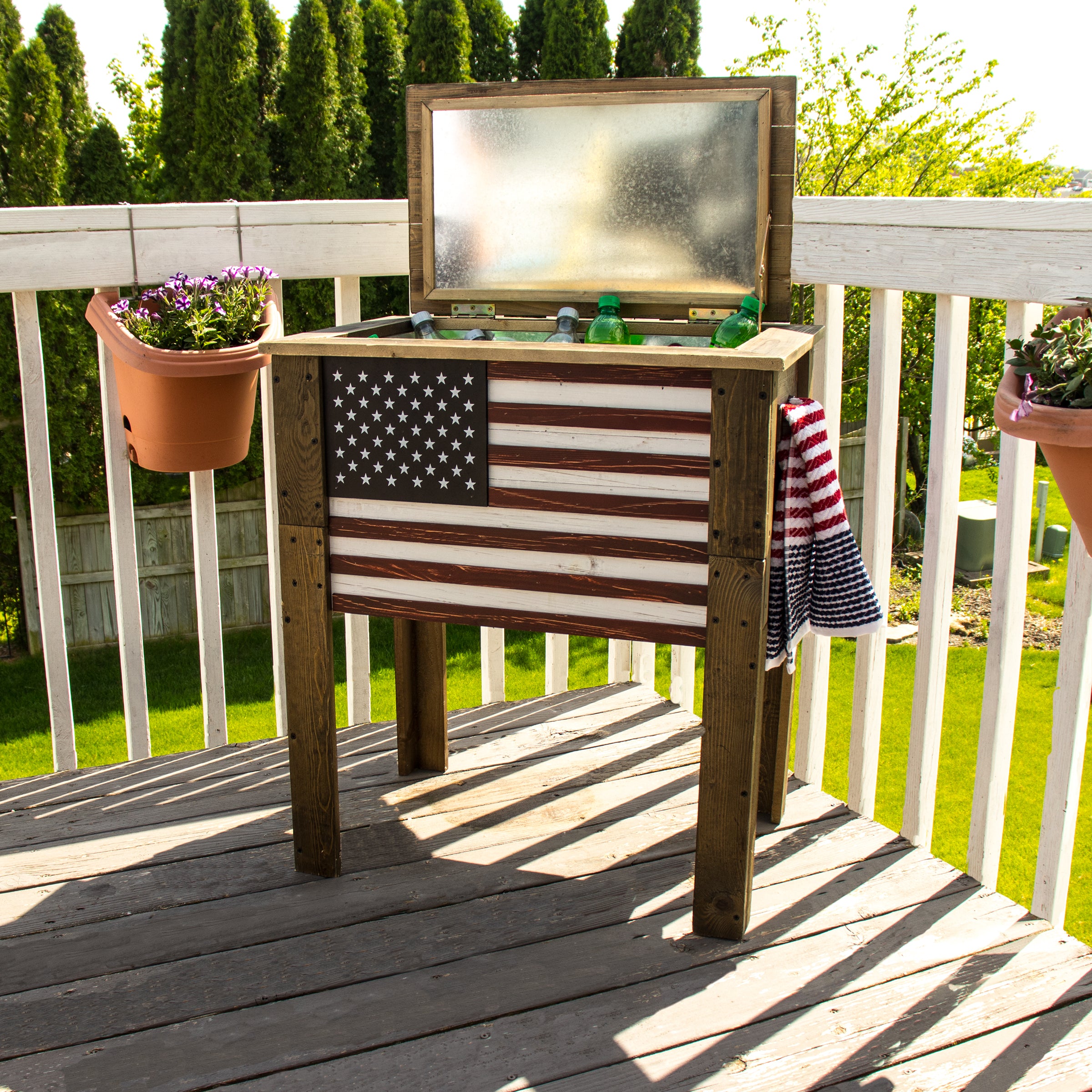Wooden American Flag Outdoor Patio Cooler